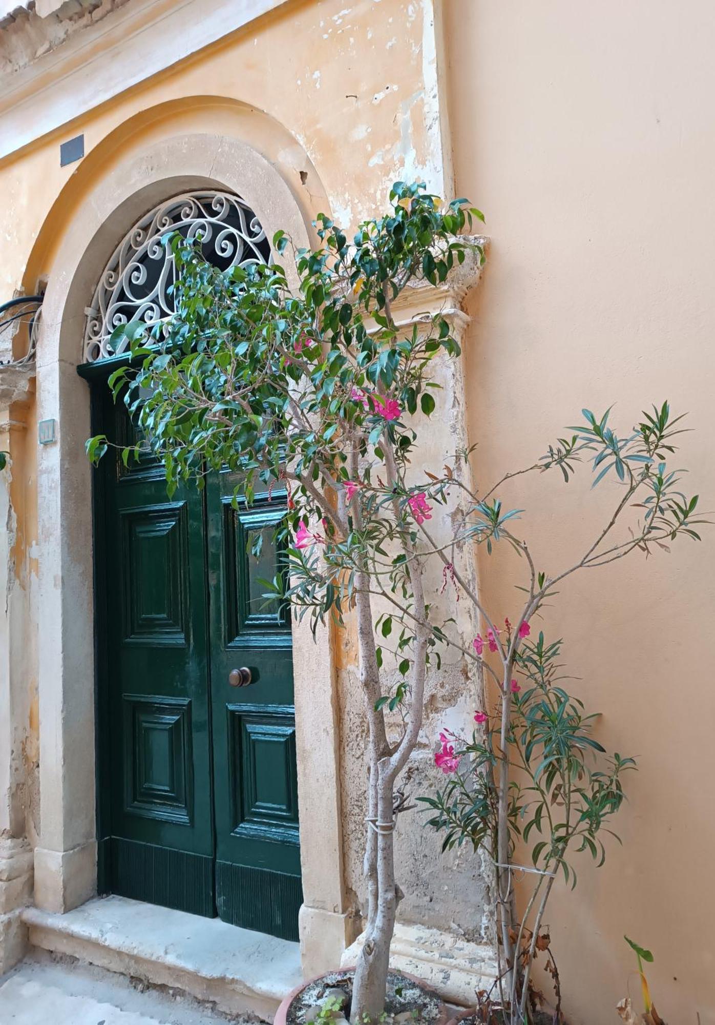 "Dei Vecchi" Apartment In Kerkyra Corfu  المظهر الخارجي الصورة